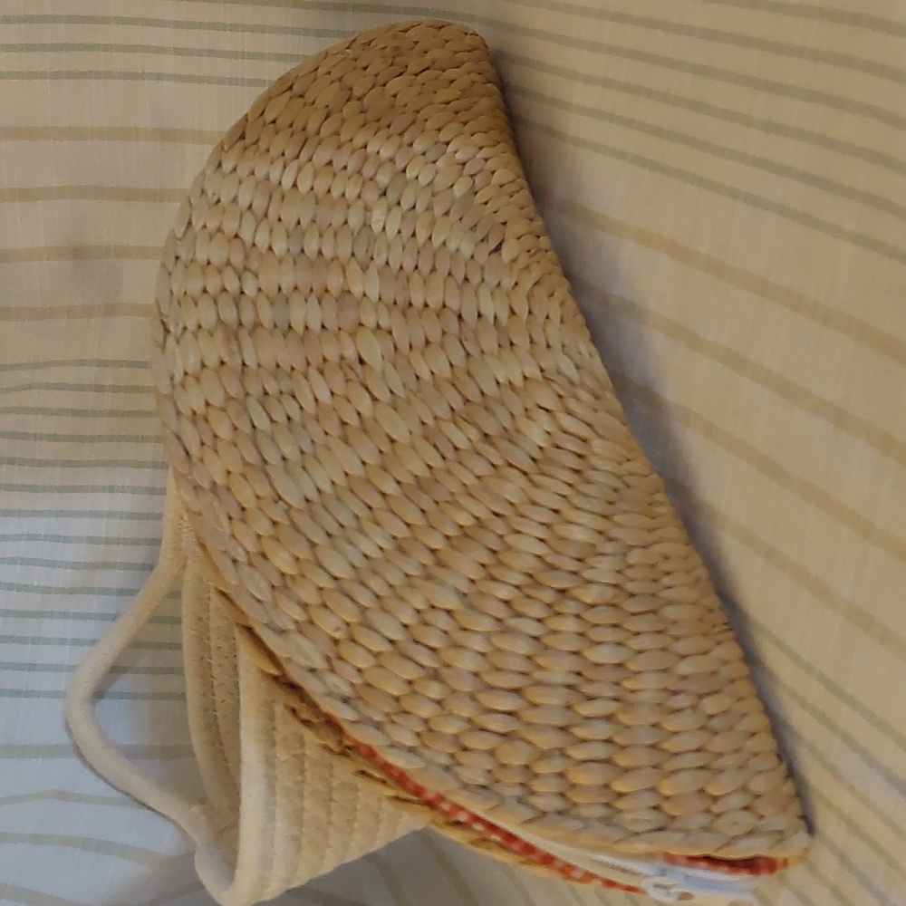 NWOT Funky Monkey Straw Crescent Semi Circle Shape Baguette Clutch Purse